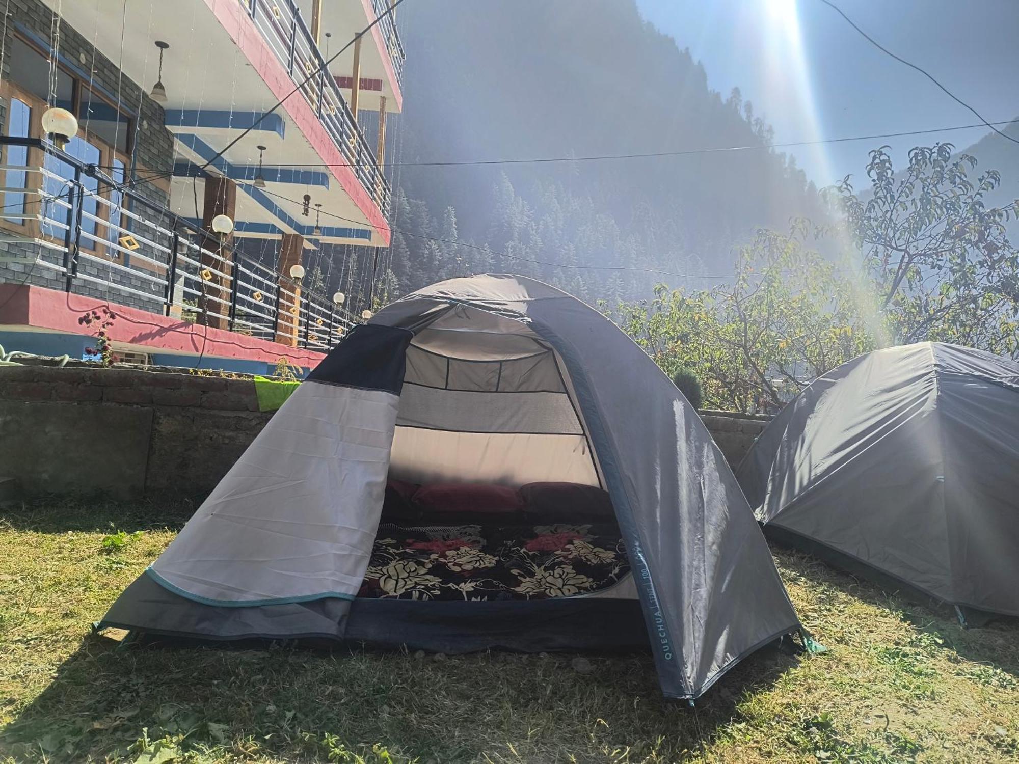 Dog N Hill Hotel Kasol Kültér fotó